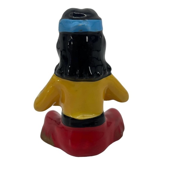 Vintage Salt & Pepper Shakers Native American Man & Drum Collectable Ceramic - Picture 5 of 8